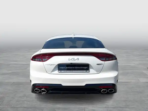 KIA STINGER (4/15)