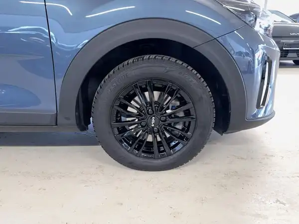 KIA STONIC (8/15)