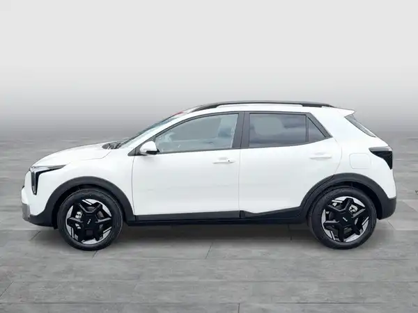 KIA STONIC (2/16)