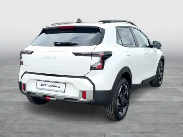 KIA STONIC (5/16)