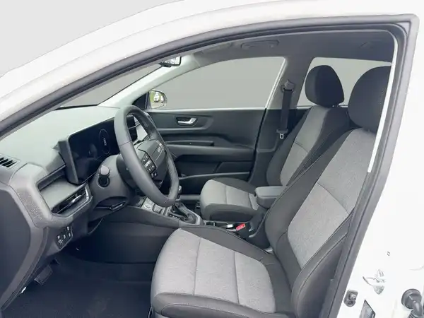 KIA STONIC (9/16)