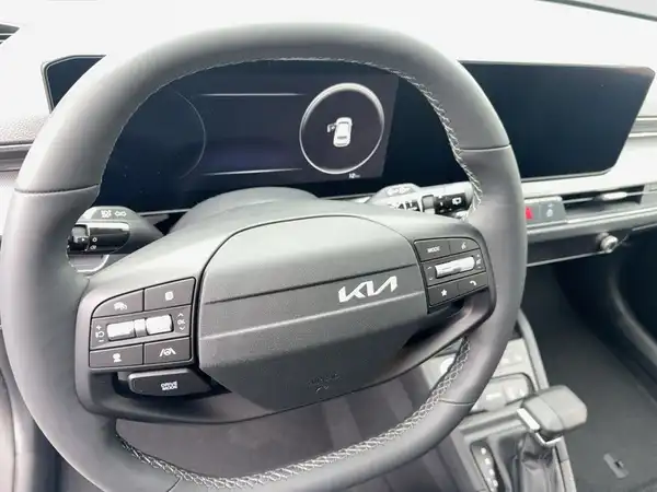 KIA STONIC (10/16)