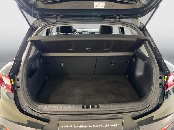 KIA STONIC (11/17)