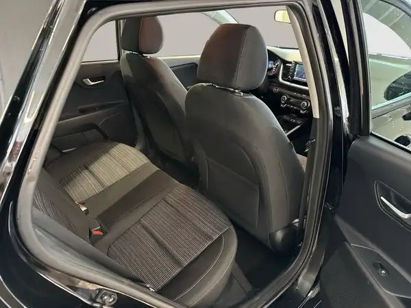 KIA STONIC (12/17)