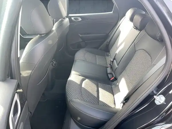 KIA XCEED (11/14)