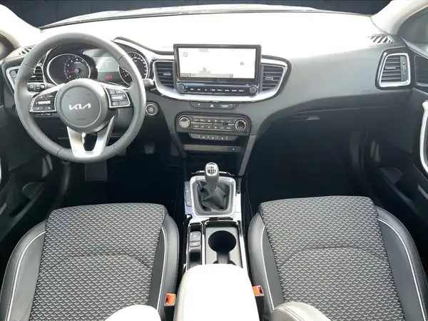KIA XCEED (10/14)