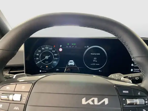 KIA XCEED (11/18)