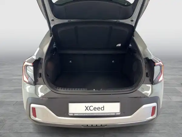 KIA XCEED (13/18)