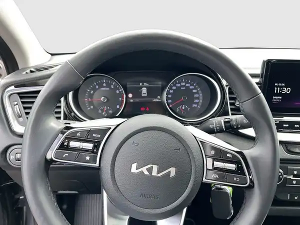 KIA XCEED (11/15)