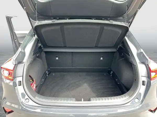 KIA XCEED (14/15)