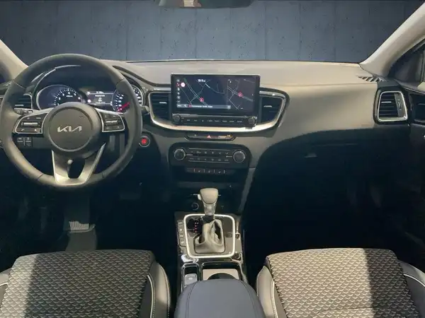 KIA XCEED (11/14)