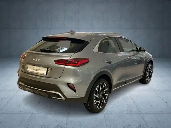 KIA XCEED (5/14)