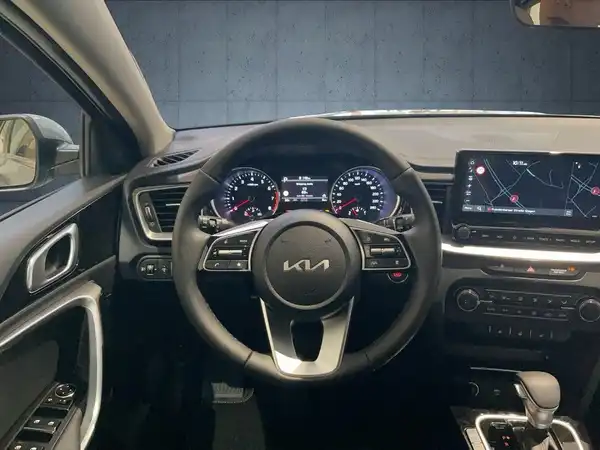KIA XCEED (10/14)
