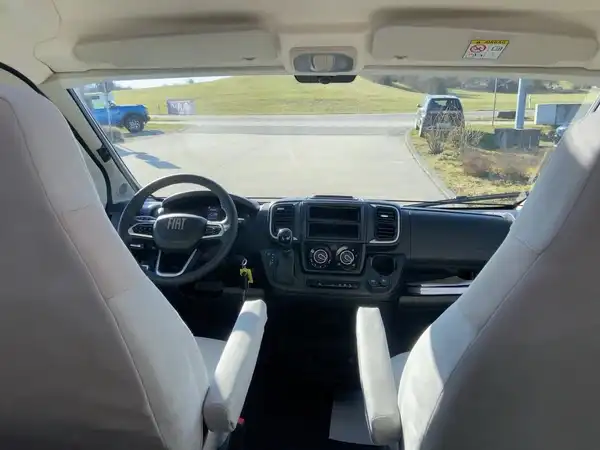 LMC INNOVAN (13/14)