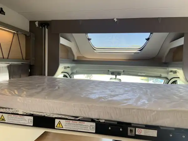 LMC TOURER LIFT H660 (14/15)