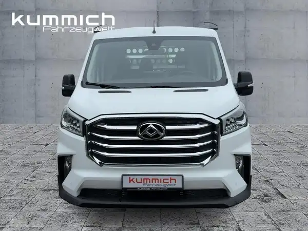 MAXUS DELIVER 9 (2/15)