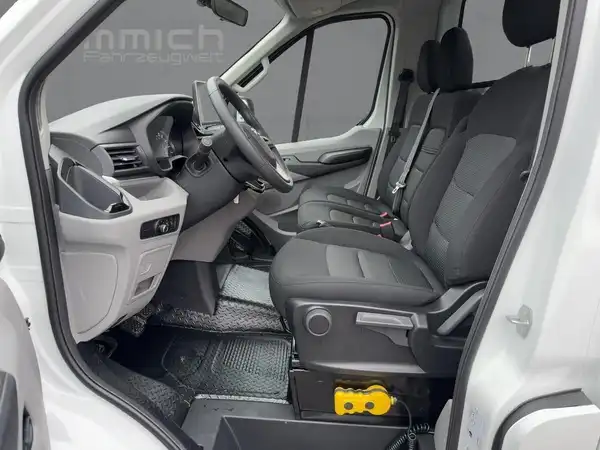 MAXUS DELIVER 9 (11/15)