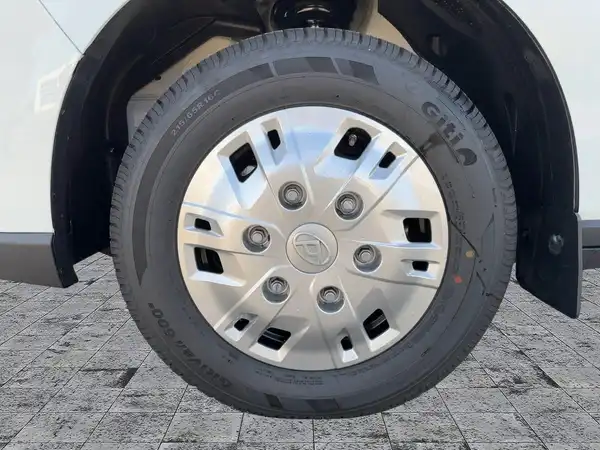 MAXUS EDELIVER 7 (7/15)