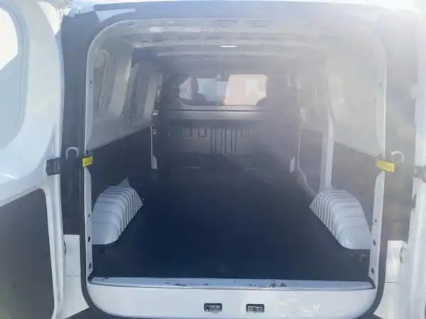 MAXUS EDELIVER 7 (13/15)