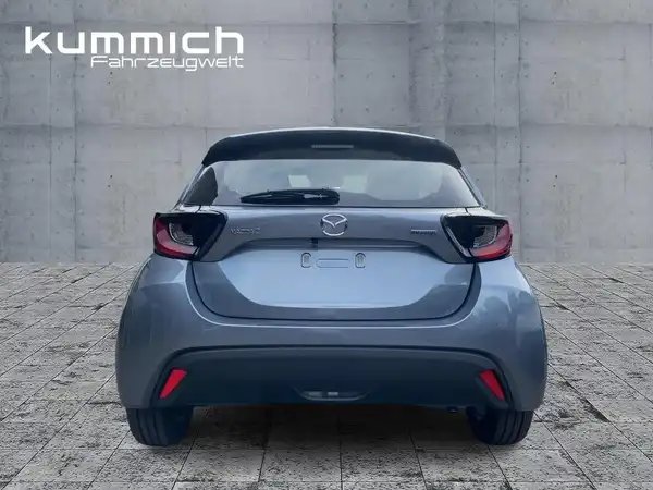 MAZDA 2 (5/15)