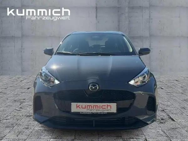 MAZDA 2 (2/15)