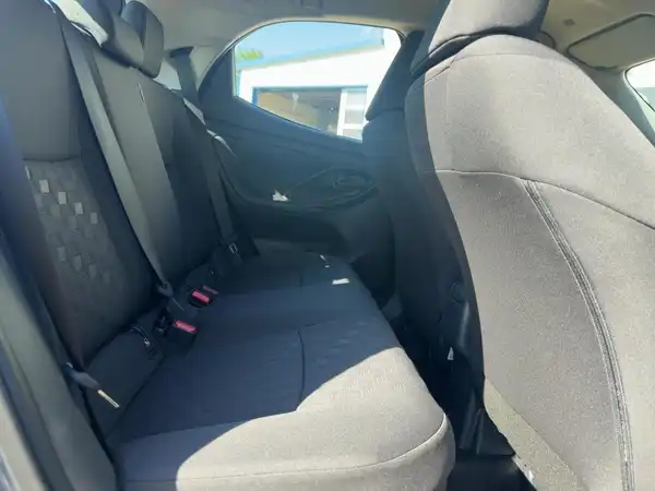 MAZDA 2 (12/15)