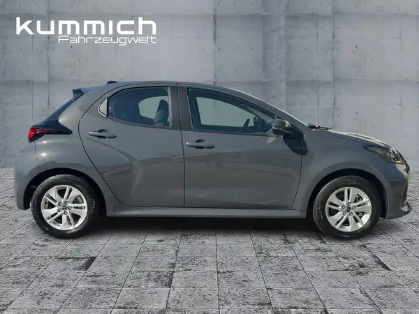 MAZDA 2 (3/15)