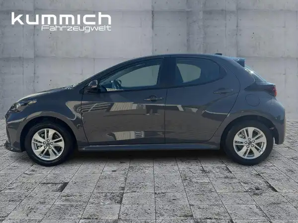 MAZDA 2 (6/15)