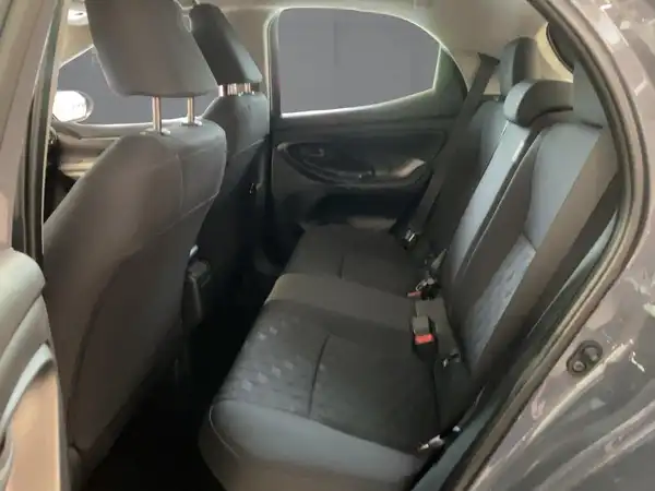 MAZDA 2 (11/15)