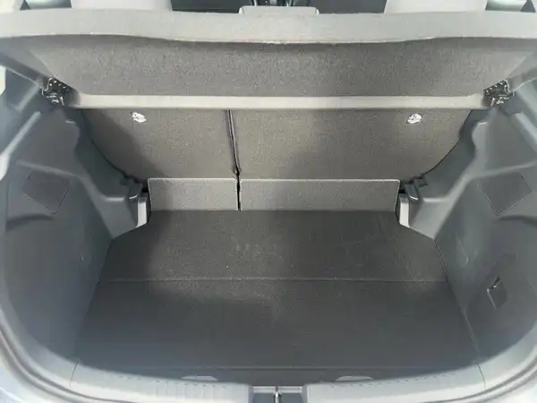 MAZDA 2 (13/15)