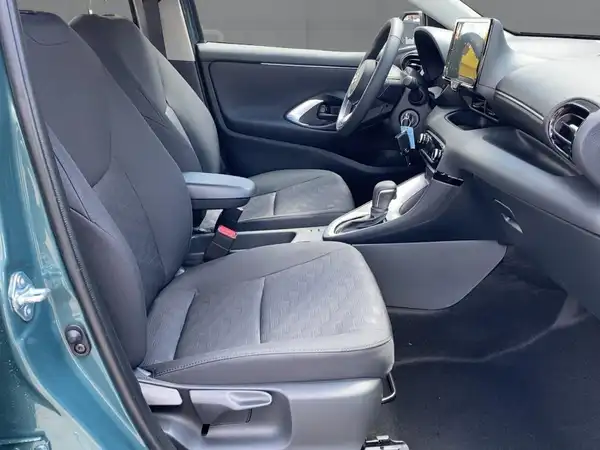 MAZDA 2 (11/15)