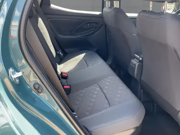 MAZDA 2 (12/15)