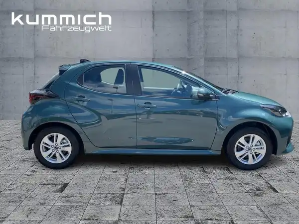 MAZDA 2 (3/15)