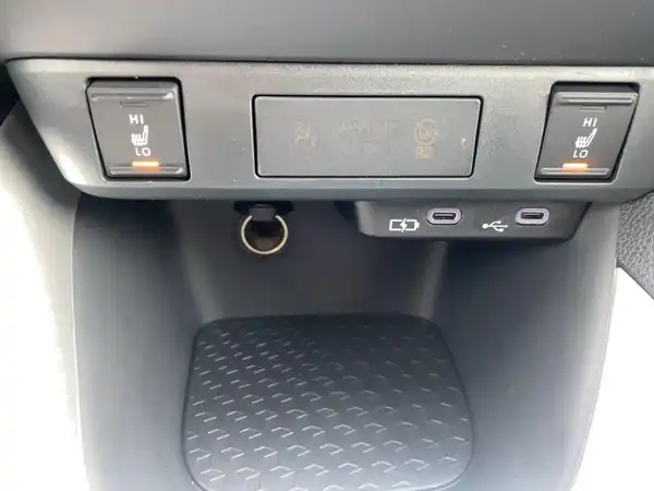 MAZDA 2 (14/15)