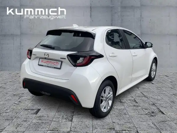 MAZDA 2 (4/15)