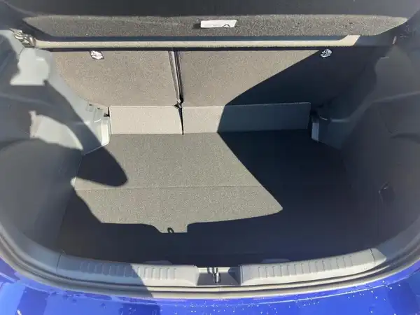 MAZDA 2 (13/15)