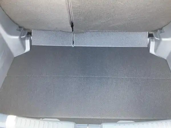 MAZDA 2 (13/15)