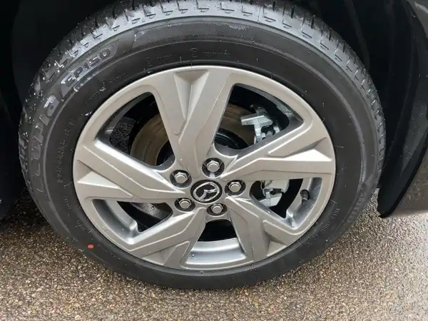 MAZDA 2 (7/15)