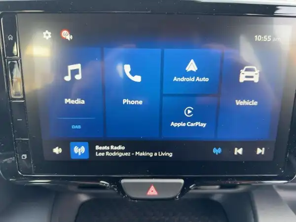 MAZDA 2 (10/15)