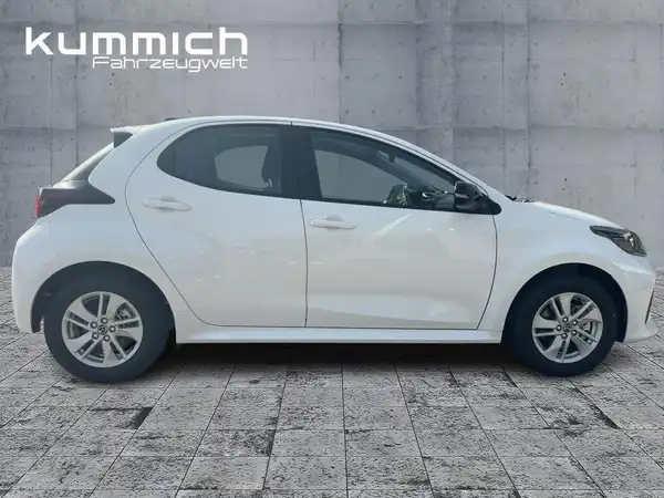MAZDA 2 (3/15)