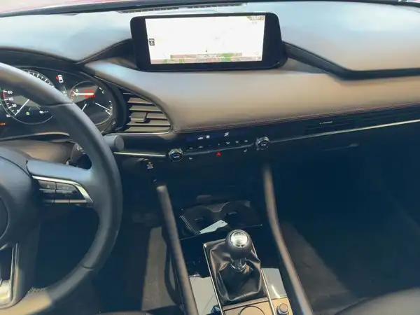 MAZDA 3 HOMURA (10/15)