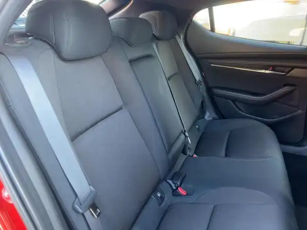 MAZDA 3 (12/15)