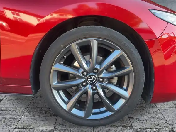 MAZDA 3 (7/15)