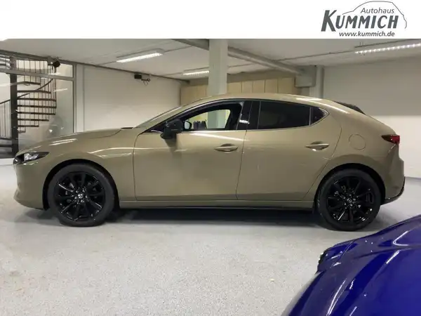 MAZDA 3 NAGISA (5/15)