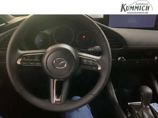 MAZDA 3 NAGISA (8/15)