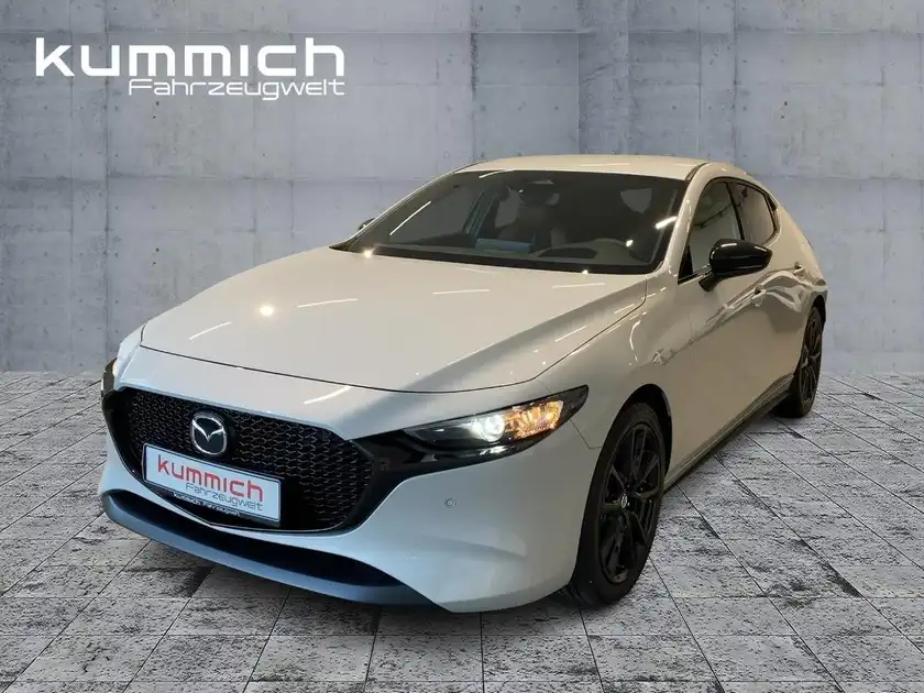 MAZDA 3 NAGISA (1/16)