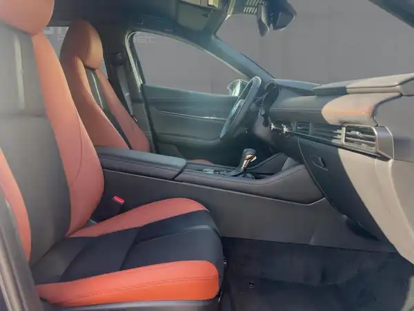 MAZDA 3 NAGISA (11/15)