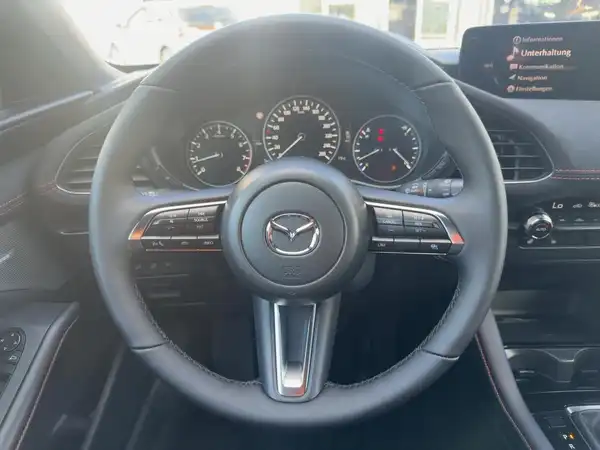 MAZDA 3 NAGISA (9/15)