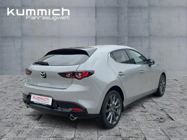 MAZDA 3 (4/15)