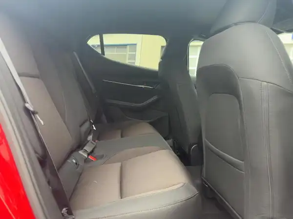MAZDA 3 (12/15)